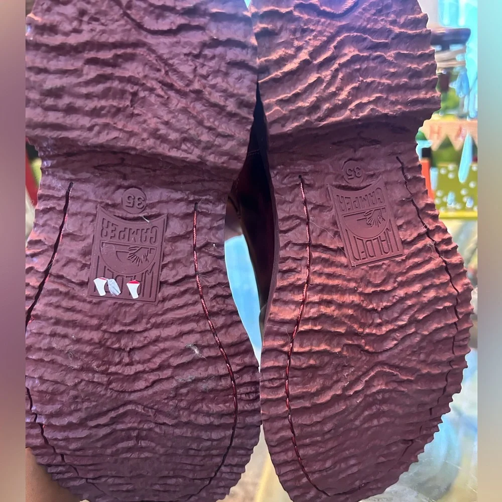 Camper Women's Ankle Boots in Burgundy - Picture 4 of 4